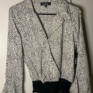 Black and white lulus bodysuit!